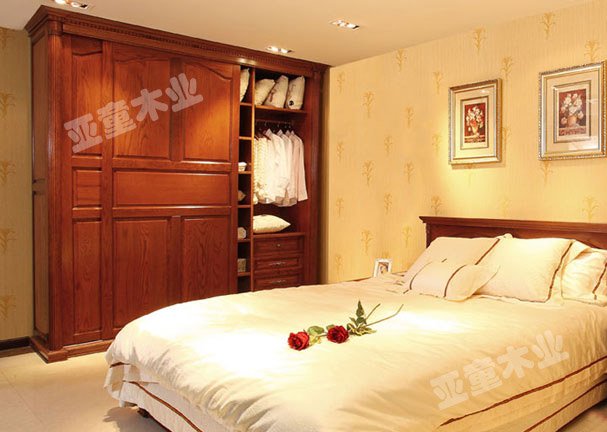實(shí)木衣柜007